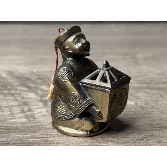 Chinese Man Figurine Incense/ Ashtray/ Inkwell Metal from Japan Vintage - Picture 3 of 10